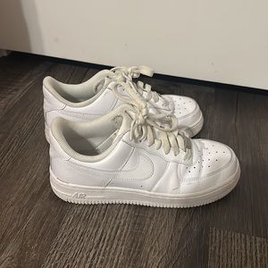 nike air force one size 7 women’s